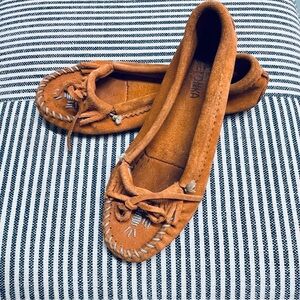8 Minnetonka Orange Suede Moccasins Shoes